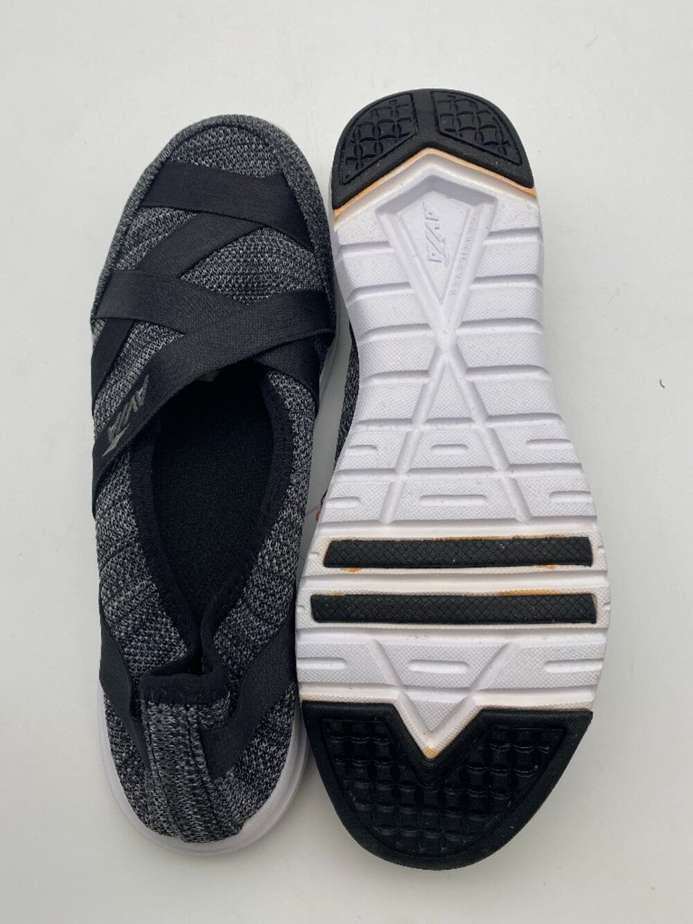 AVIA AVI-AURA SLIP-ON SNEAKERS BLACK/IRON GREY US WOMEN'S SIZE 10 - Picture 5 of 6